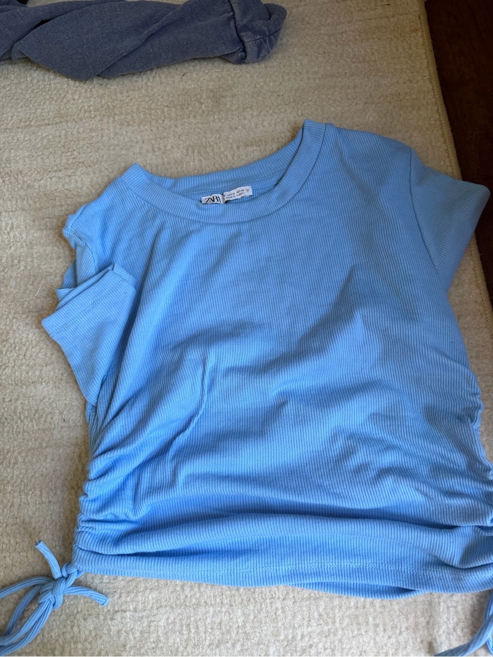 22 tops!!! Brandy Melville, ZARA, H&M and more.